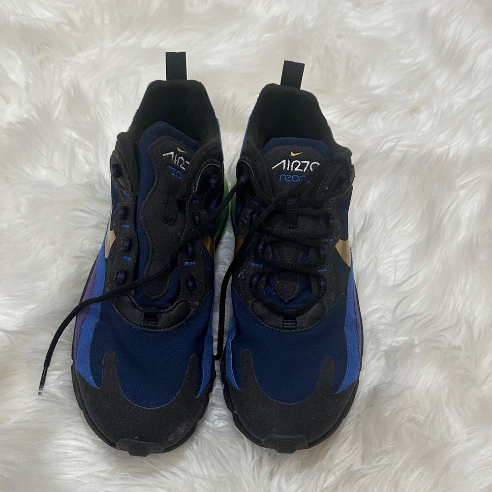 Nike Black and Navy Blue Athletic Sneakers with Gold Swoosh